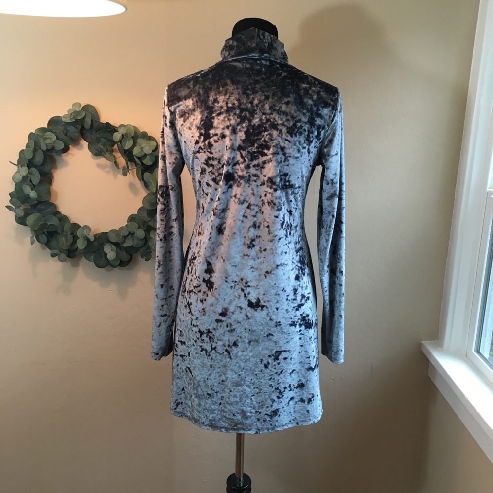 Kimchi Blue Urban Outfitters Blue Velvet Dress - Picture 6 of 7